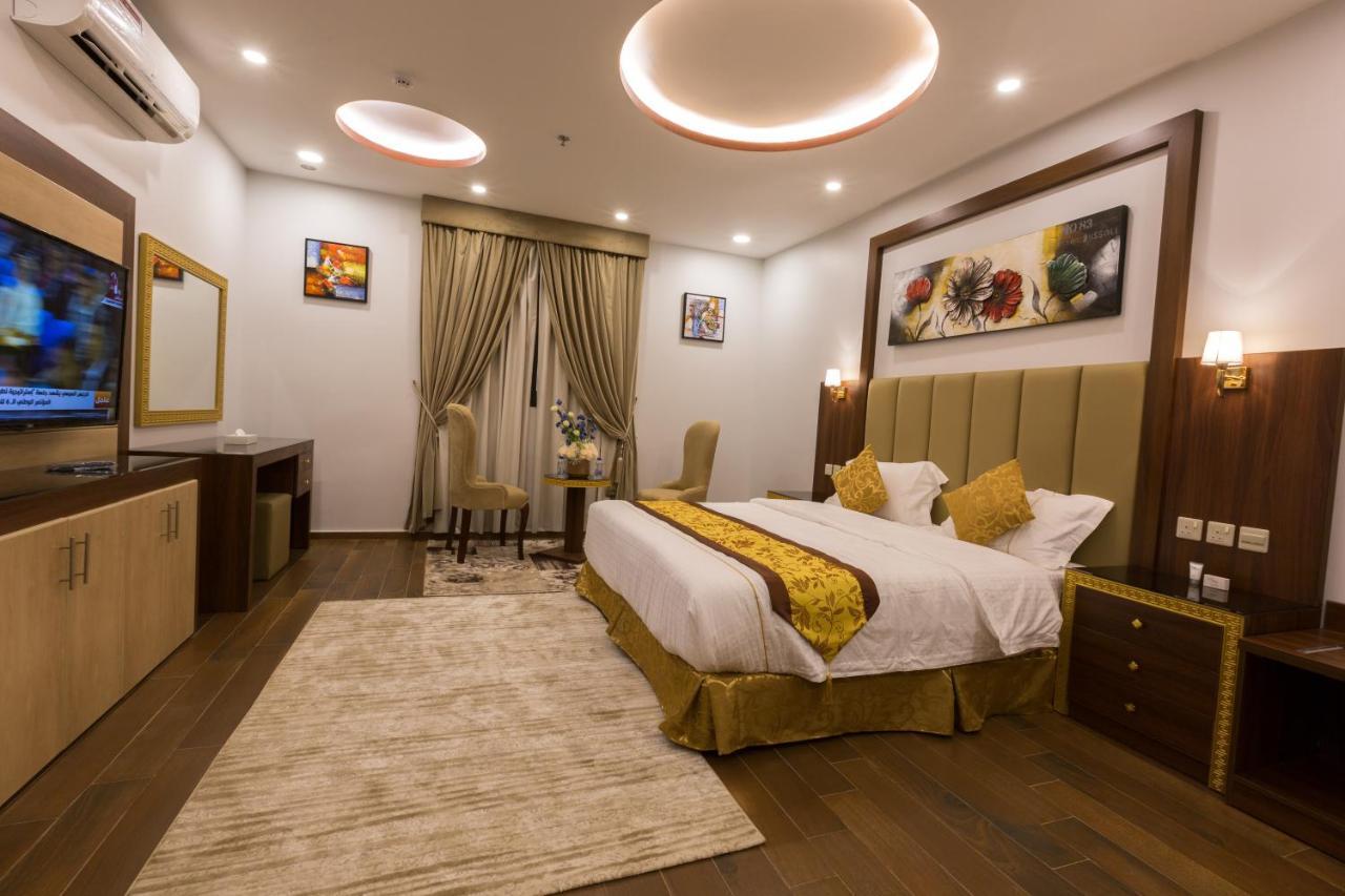Luxury Hotel Apartments Табук Экстерьер фото