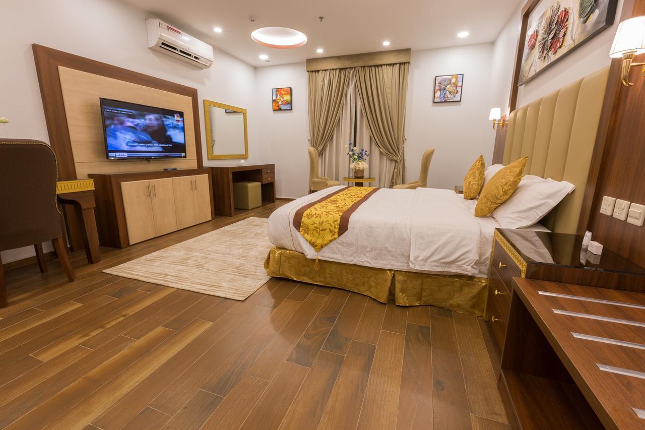 Luxury Hotel Apartments Табук Экстерьер фото