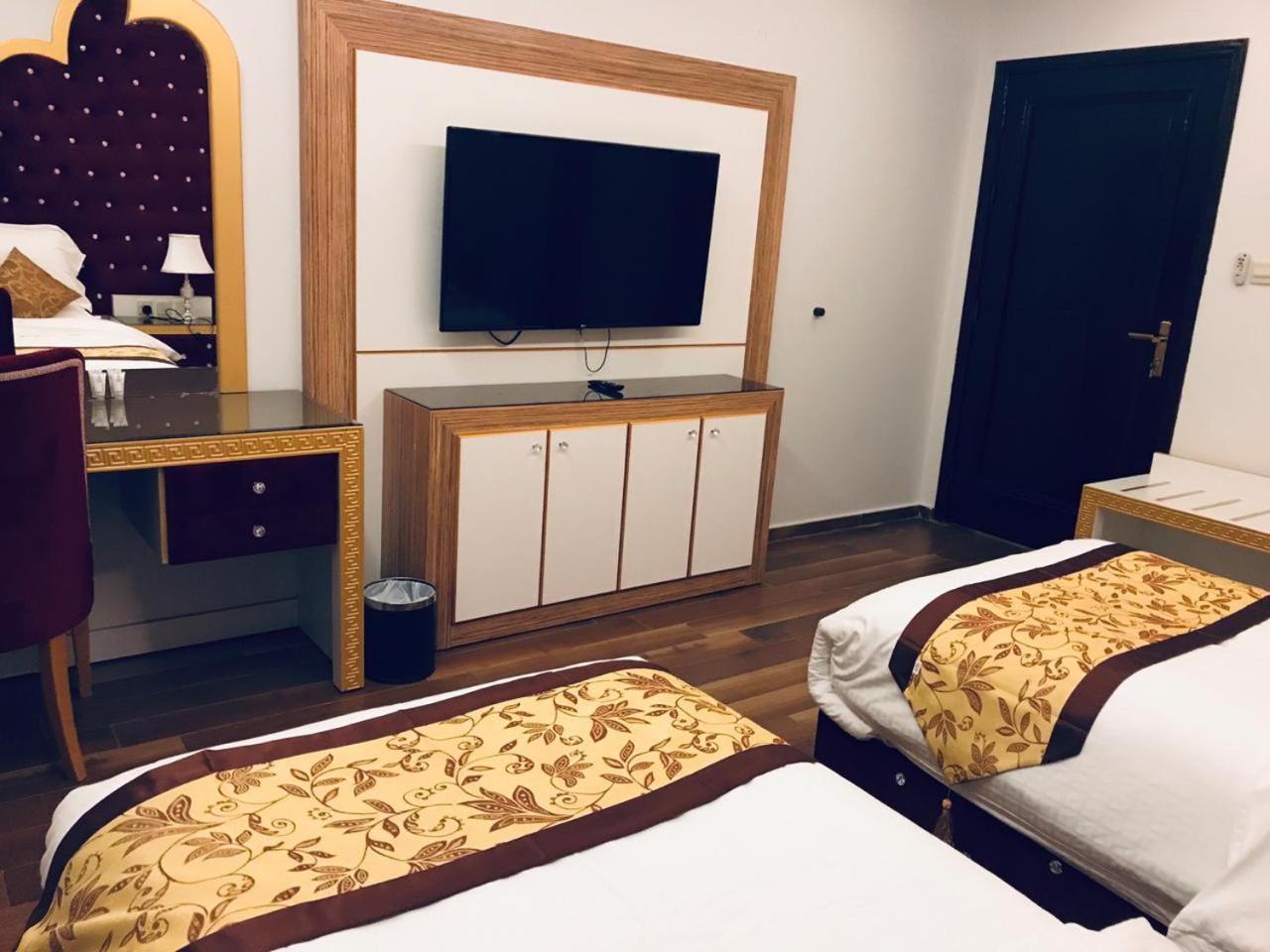 Luxury Hotel Apartments Табук Экстерьер фото